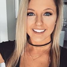 Carol Axtell's Instagram, Twitter & Facebook