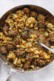 Garlic Mushrooms Cauliflower Skillet In 2020 Mushroom Recipes Healthy Califlower Recipes Veggie Dishes