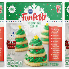 Just put the cookie dough rounds on a cookie sheet and bake. Pillsbury S New Funfetti Christmas Cookie Kits Will Let You Create Awe Worthy Trees And Sandwiches
