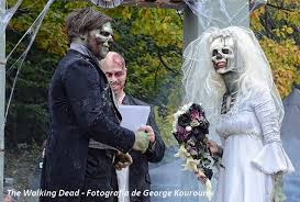 ¿agobiado porque 'juego de tronos' se termina? Las Bodas Mas Friquis Basadas En Series De Television Yorokobu