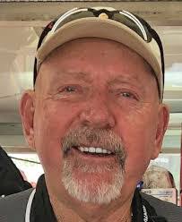 Steve Vartanian's Instagram, Twitter & Facebook