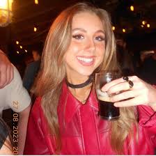 Any freelancers around from the 24th of October to the 11th of November? PM  me.