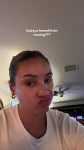 Fake toenails are IN for summer 2024 #runtok #runnerthings