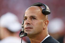 Robert saleh (born january 31, 1979) is an american football coach of lebanese descent1 who is the defensive coordinator of the san francisco 49ers. The 5 O Clock Club Who Is Robert Saleh And Why Should He Be The Next Head Coach Of The Washington Redskins Hogs Haven