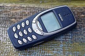 Descubra a melhor forma de comprar online. Duelo De Titas Nokia 3310 Original Enfrenta Novo 3310 2017 Em Teste De Queda Tudocelular Com