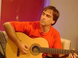 Al respecto, el ex ministro de cultura señaló que «yo haría un distingo: Union Nacional De Artistas Contra Cruz Coke Este Ministro No Tiene Peso Politico