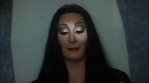 Cast Screencaps From Movies And Tv Shows Addams Family Values 1993 Directed By Barry Sonnenfe Addams Family Values Addams Family Morticia And Gomez Addams