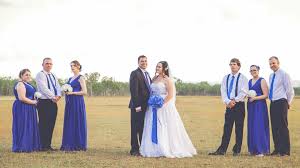 Wedding Photo Ideas With 3 Bridesmaids 3 Groomsmen Blue Wedding Bush Wedding Rustic Glamour Bush Wedding Blue Wedding Bridesmaid