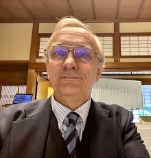 Amazon.com: In Memory of Lieutenant Ian Lester MacDonald of the Black  Watch, 1923-1945: "Remembered with Love and Pride": 9798856989181:  MacDonald C.B.E., Alexander, Ruxton, Ian: Libros