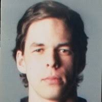 100+ perfiles de «Evanson»