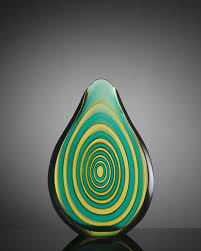 There Is Good Reason Why The Name Murano Is Synonymous With The Finest Of Glasswares Verre De Murano Jaune Et Vert Art Verrier L Art Du Vitrail Art Du Verre