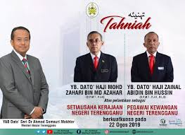 Semasa terengganu di bawah pemerintahan mutlak, menteri besar dilantik oleh sultan terengganu. Dr Ahmad Samsuri Mokhtar On Twitter Tahniah Kepada Yb Dato Haji Mohd Zahari Bin Md Azahar Atas Pelantikan Sebagai Setiausaha Kerajaan Negeri Terengganu Dan Yb Dato Haji Zainal Abidin Bin Hussin Sebagai