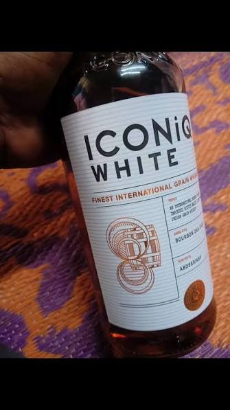 Iconic White Meaning In Hindi