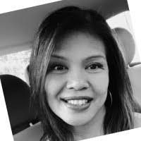 Elizabeth Manalo's Instagram, Twitter & Facebook