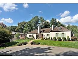 4 Thawmont Drive Sewickley Heights Pa 15143 Estate Homes Real Estate House Styles