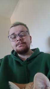 Hellooo!! I'm Kaleb(he/him) almost 2 years