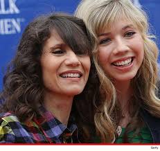 Jennette McCurdy's Tragedy -- Mother Dies