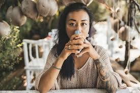 Use this simple one card tarot reading as a small meditation to help you to focus on what surrounds you during your day. How To Master The One Card Tarot Pull Well Good