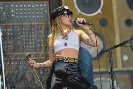 Noted for her distinctive raspy voice. 7 Licoes Inspiradoras De Miley Cyrus Para Os Negocios