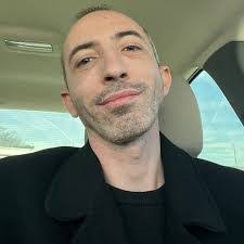 Jasper Melton's Instagram, Twitter & Facebook