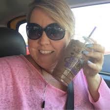 Amber Drury's Instagram, Twitter & Facebook