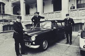 Maybe you would like to learn more about one of these? Leurs Voitures Louees Pour Des Films Sont De Vraies Stars De Cinema L Eveil De Lisieux