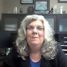 Wendy Strohl's Instagram, Twitter & Facebook