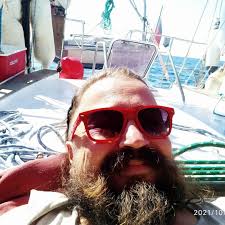 Oleg Petroff Traveler