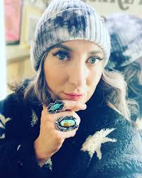 Megan McCabe (@memimccabe) • Instagram photos and videos