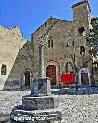 Buongiorno Da San Lucido Cs Grazie A Ispettoreginkos Per Lo Scatto Seguiteci Calabria Kalabrien Italia Italy Italien I House Styles Mansions Decor
