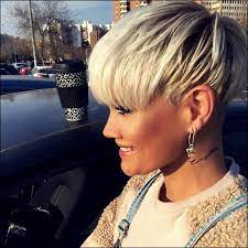 20 Schon Kurze Frisuren Fur Den Sommer 2019 2020 Trend Bob Frisuren 2019 Bobfrisurenkurz 20 Schon Kurze Frisu Schone Kurze Frisuren Frisuren Kurz Bob Frisur