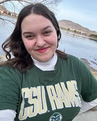 Computer science student seeking roommate in 2 bed 2 bath