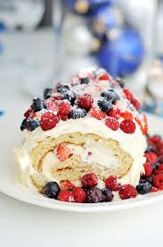 Ne Ratez Plus Jamais Vos Buches De Noel Recette Buche Aux Fruits Rouges Buche De Noel Facile Dessert Noel Facile