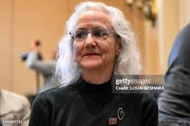 Debra Shriver's Instagram, Twitter & Facebook