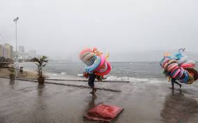 Asimismo, detalló que persistirán vientos con rachas de 70 a 90 km/h y posible formación de trombas en las costas de. Tormenta Tropical Dolores Toca Tierra En Michoacan El Sol De Mexico Noticias Deportes Gossip Columnas
