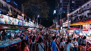 Here are five best places to eat in kl where you can enjoy the most authentic malay, chinese, and indian cuisines. Ultimate Kuala Lumpur Food Guide From Cheap Street Eats To Dining In The Sky