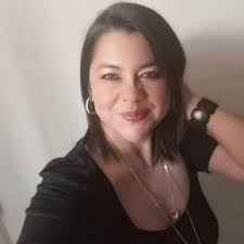 adriana nova (@adepinova)