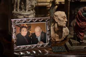 Si è spenta a 89 anni rina cavallini sgarbi, madre dell'ex parlamentare e critico d'arte vittorio. Giuseppe Sgarbi E La Sua Rina Lei Non C E Piu Ma Il Nostro Amore Vive Ancora Famiglia Cristiana