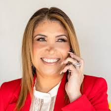 Erika Brush's Instagram, Twitter & Facebook