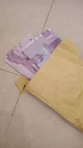 Karena batas minimal pemesanan rp1 juta dan kelipatannya, sedangkan maksimum pembelian rp3 miliar. 26 Ide Uang Uang Fotografi Gaya Hidup Gambar