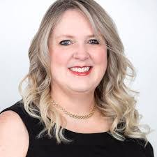 Daniel Mace's Instagram, Twitter & Facebook