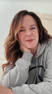 Jennifer Westcott's Instagram, Twitter & Facebook