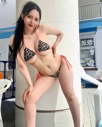 みらたむさんのインスタグラム写真 - (みらたむInstagram)「🦋🦋🦋🦋🦋🦋🦋 ファンクラブに載せてない写真公開🫣💛  黄色のマイクロビキニ似合う？🥹 ファンクラブ入会すると もっとえちえちな画像､動画見れます🙈 入会待ってるね💜 撮影会 グラビア  コスプレ 三角 ...