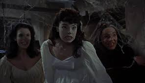 Revue: The Brides of Dracula (1960) – 🍿 POPCORN & FLICKERS 🎞️