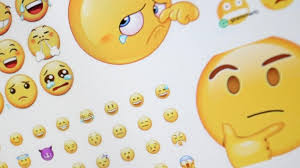 Whatsapp emoji bedeutung gesucht hier findest du eine komplette liste aller whatsapp smileys mit bedeutung. World Emoji Day Brauchen Wir Emoji Dolmetscher