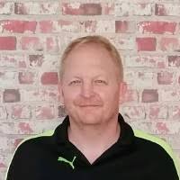 2600+ "Hans :-)" profiles