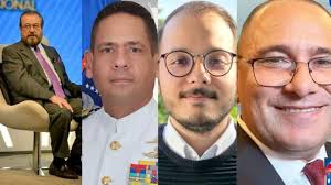 Former Governor of Guam Felix Camacho is considering running for governor  this year. Håfa hinasson-mimiyu?