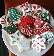 It is a cute way to serve cocoa and cookies to your guests. Wonderful Christmas Cookies Decorating 30 Makechristmascookies Christmas Cookies Decorated Christmas Sugar Cookies Royal Icing Christmas Cookies