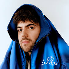 Vieze Asbak signs with UTA