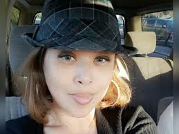 Sheila Bernal's Instagram, Twitter & Facebook